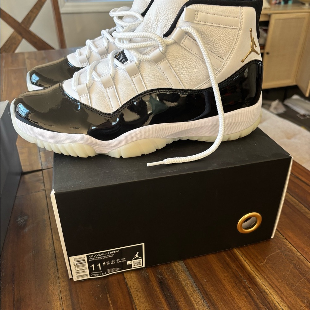 Jordan Retro 11 Men’s Sneakers - White, Black, Gold